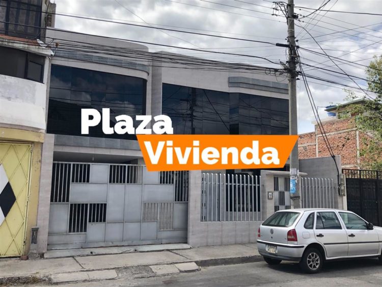 Departamento de Arriendo planta baja con 4 habitaciones
